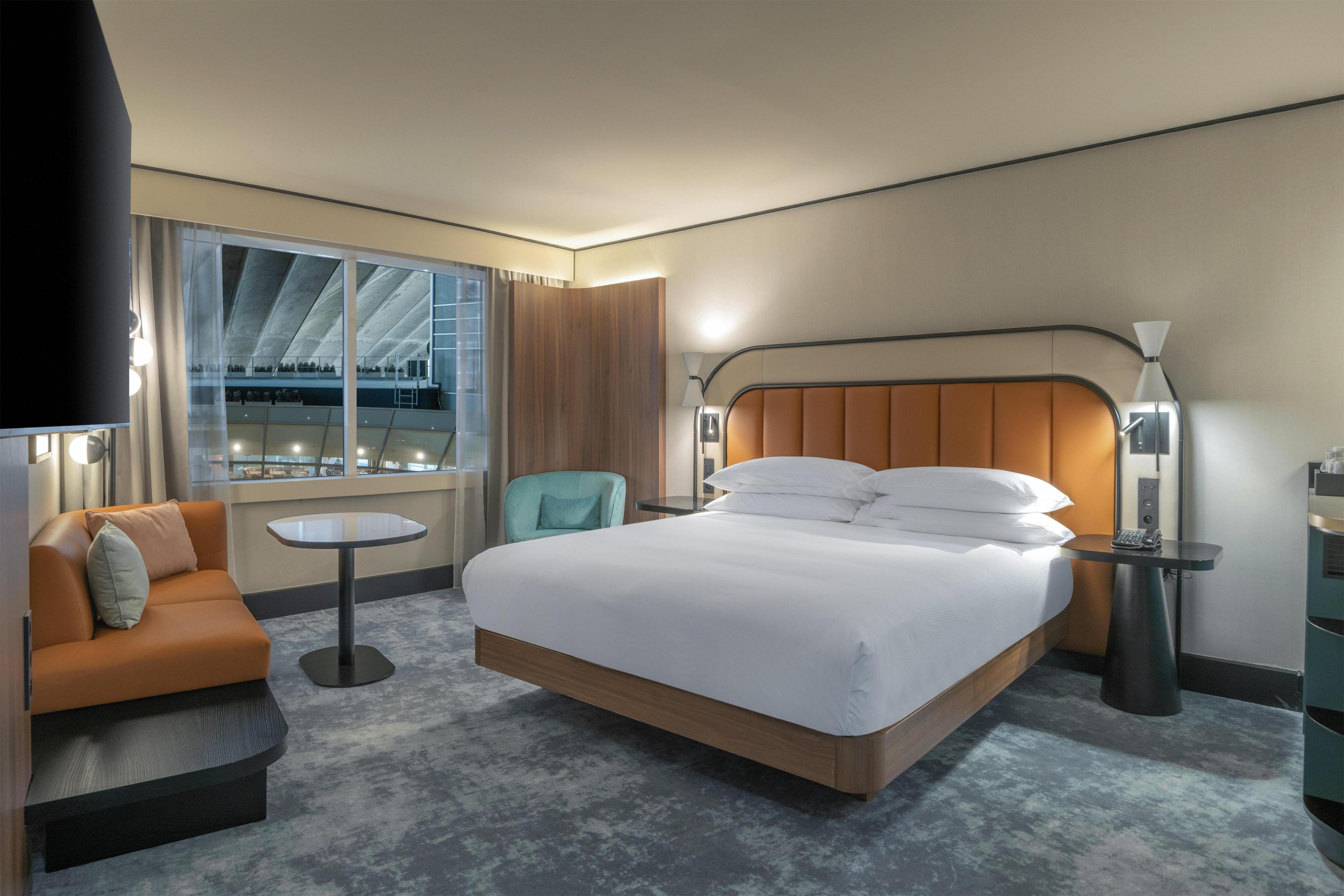 Hilton Paris La Defense Hotel - Tap to explore photos
