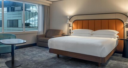 Hilton Paris La Defense Hotel Room Type - JUNIOR SUITE