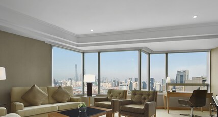 DoubleTree by Hilton Hotel Shanghai - Pudong Room Type - KING DELUXE SUITE