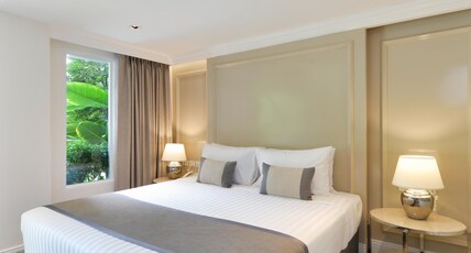 The Beverly Hotel Pattaya Room Type - Pool Access Suite Room with Living area, Balcony & Bathtub The Beverly Hotel Pattaya Room Type - Pool Access Suite Room with Living area, Balcony & Bathtub