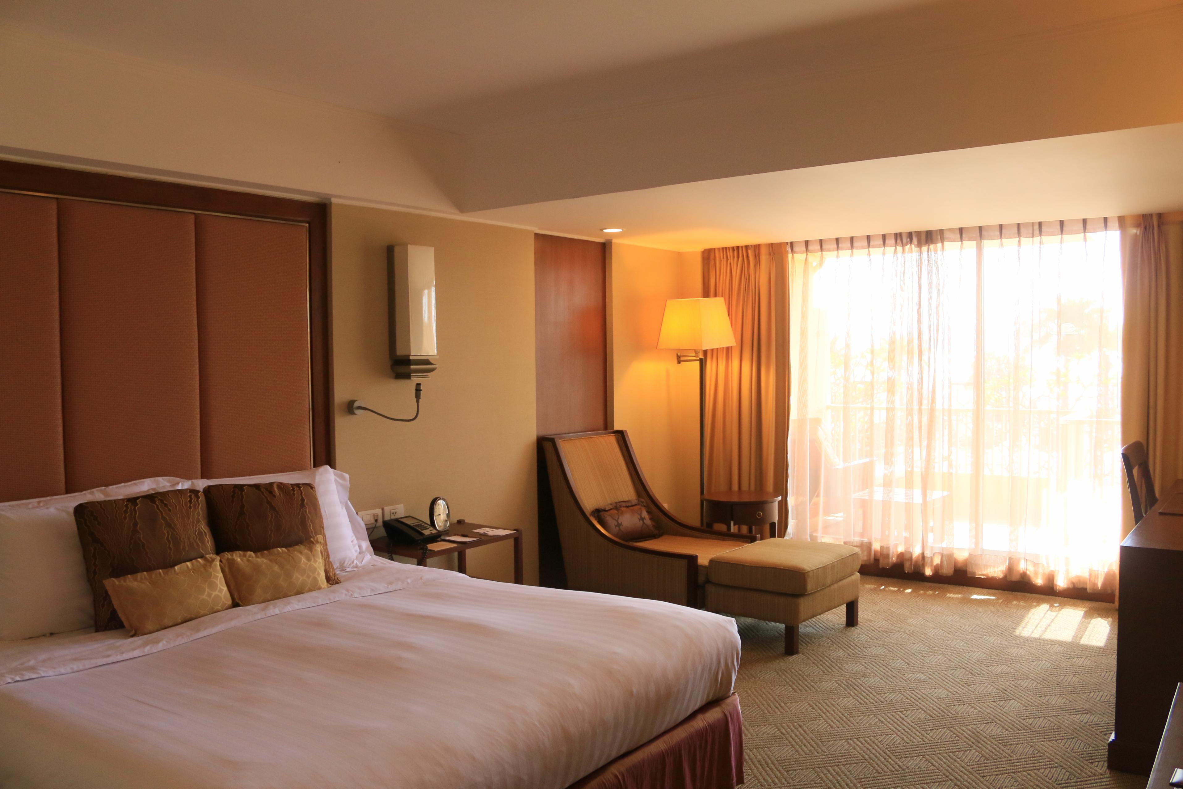 Dusit Thani Pattaya - Tap to explore photos
