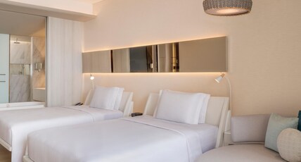 Hilton Pattaya Room Type - Deluxe Room, 2 Twin Beds, Ocean View Hilton Pattaya Room Type - Deluxe Room, 2 Twin Beds, Ocean View