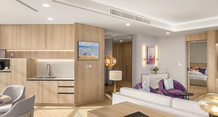ROYAL CLIFF GRAND HOTEL Room Type - Regency Suite Thai Modern (1 Bedroom) ROYAL CLIFF GRAND HOTEL Room Type - Regency Suite Thai Modern (1 Bedroom)