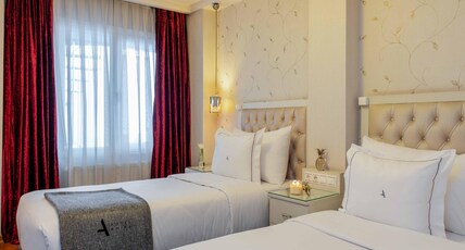 Hotel Amira Istanbul Room Type - Corner Family Room