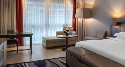 Park Arjaan by Rotana Room Type - Spacious Studio - King Bed