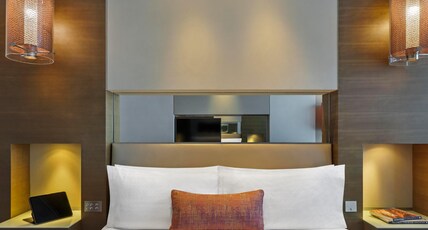 Park Rotana Abu Dhabi Room Type - Guest Room - King Bed