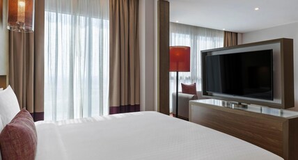 Park Rotana Abu Dhabi Room Type - Junior Suite with Lounge Access - King Bed