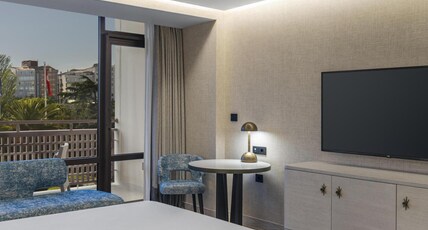 Hilton Istanbul Bosphorus Room Type - QUEEN ACCESSIBLE ROOM