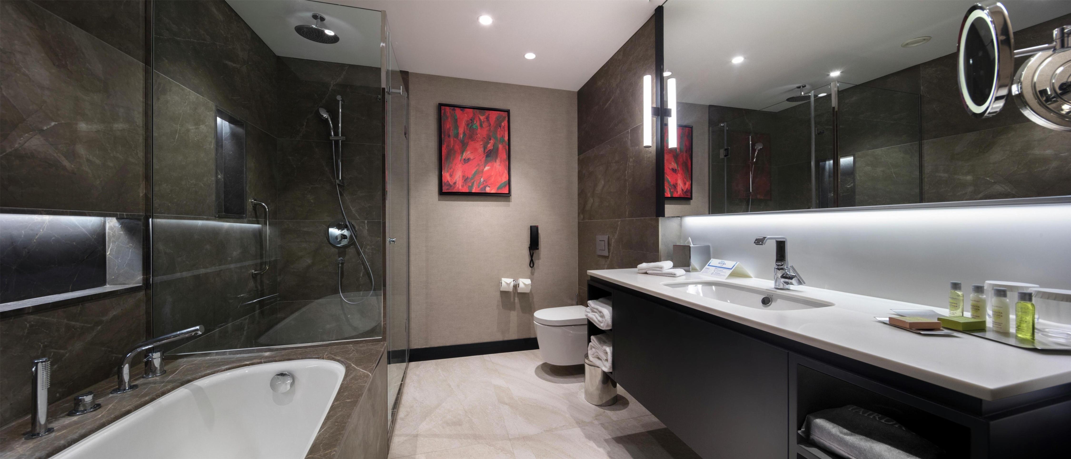 Hilton Istanbul Maslak Room Type - KING ONE BEDROOM SUITE