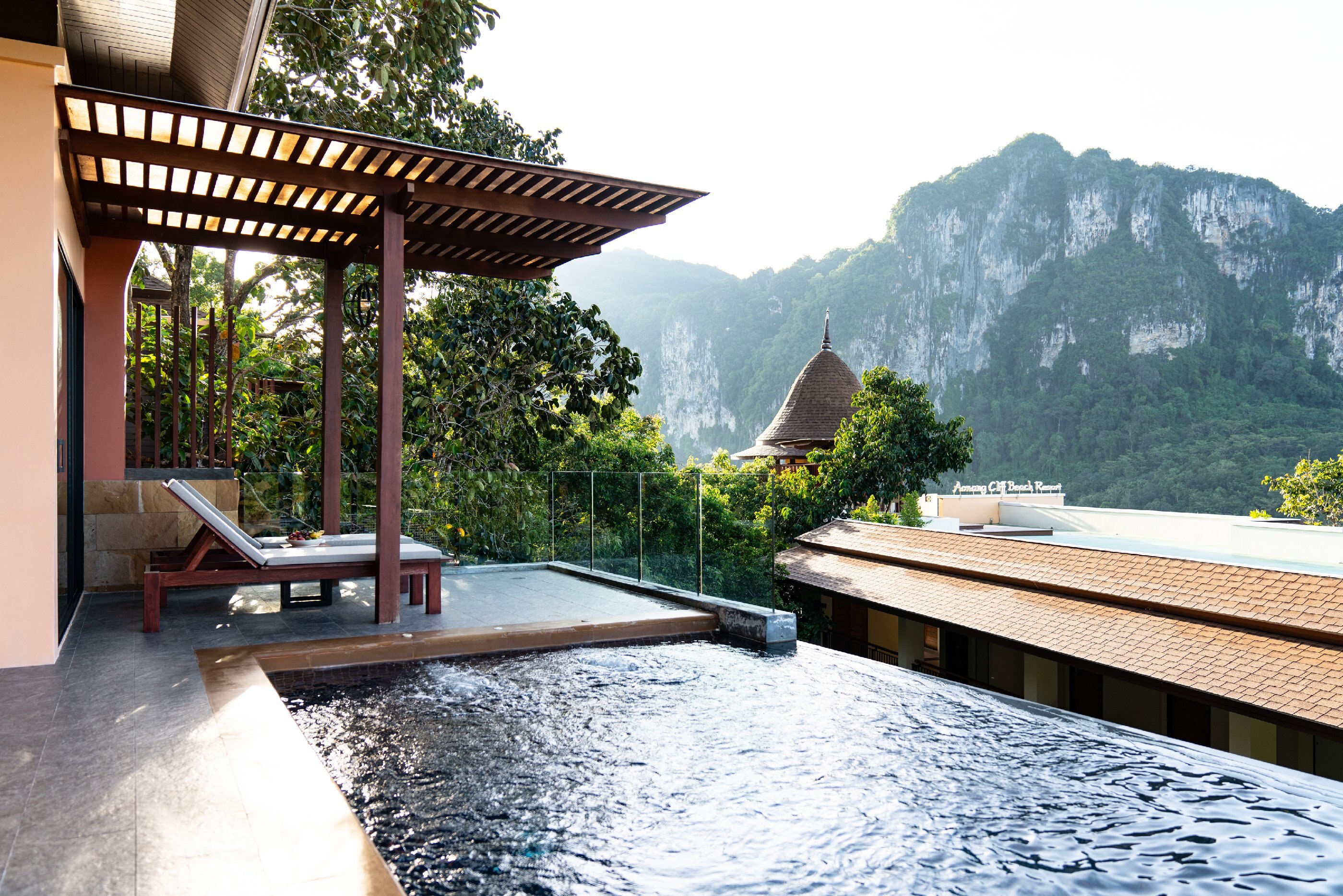 AVANI AO NANG CLIFF KRABI RESORT - Tap to explore photos
