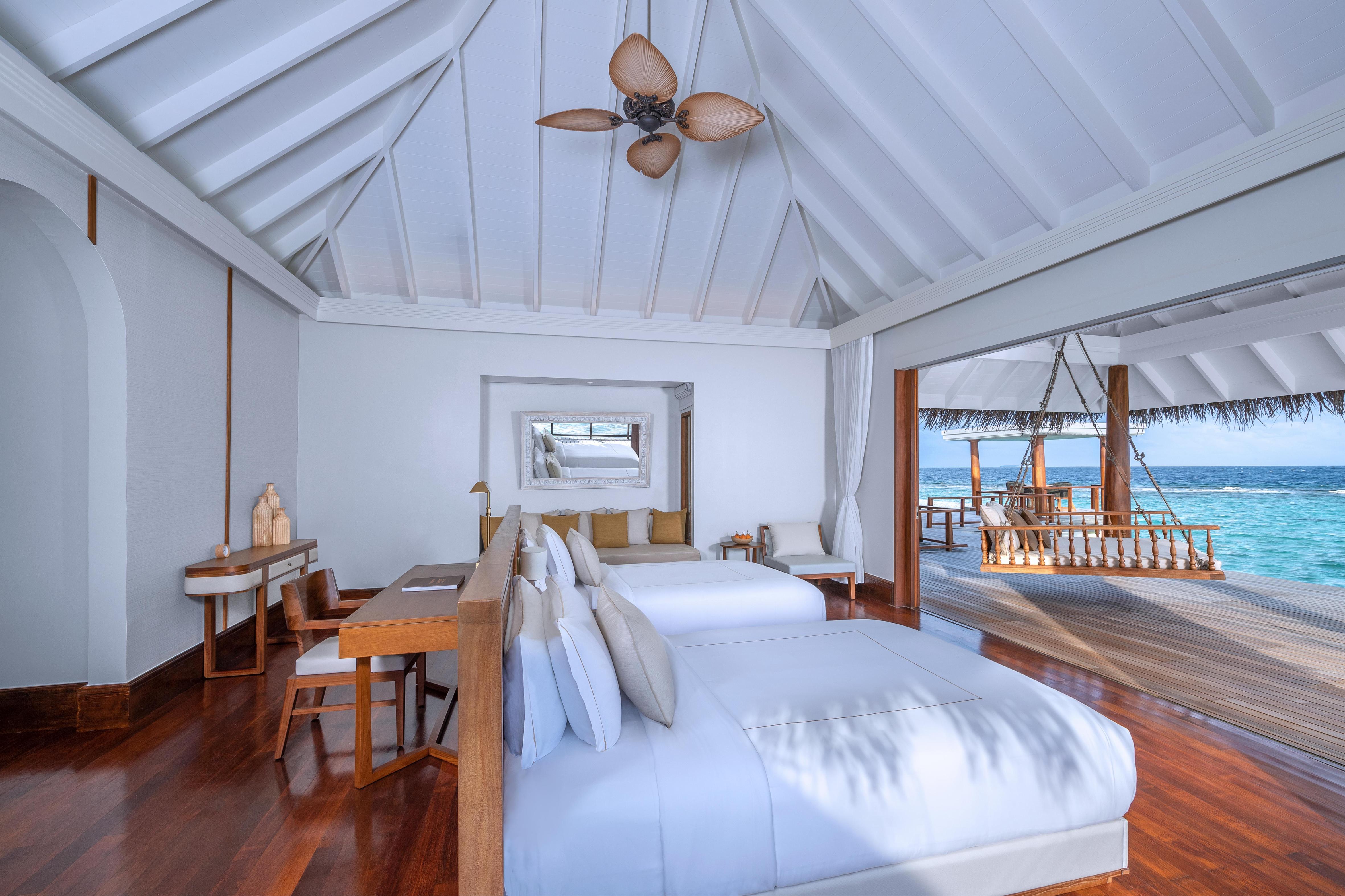 Anantara Kihavah Villas - Tap to explore photos