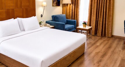 Golden Tulip Muscat Room Type - Standard Room - 1 Double Bed