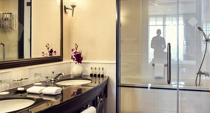 Sofitel Phnom Penh Phokeethra Room Type - Luxury King Room