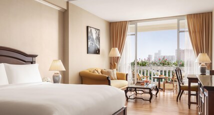Sofitel Phnom Penh Phokeethra Room Type - LUXURY ROOM, Club Millsime Access, 1 King Bed, High Floor, Balcony Sofitel Phnom Penh Phokeethra Room Type - LUXURY ROOM, Club Millsime Access, 1 King Bed, High Floor, Balcony