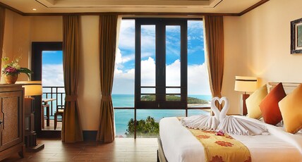 Nora Buri Resort & Spa Room Type - Deluxe Hillside Room with Seaview Nora Buri Resort & Spa Room Type - Deluxe Hillside Room with Seaview