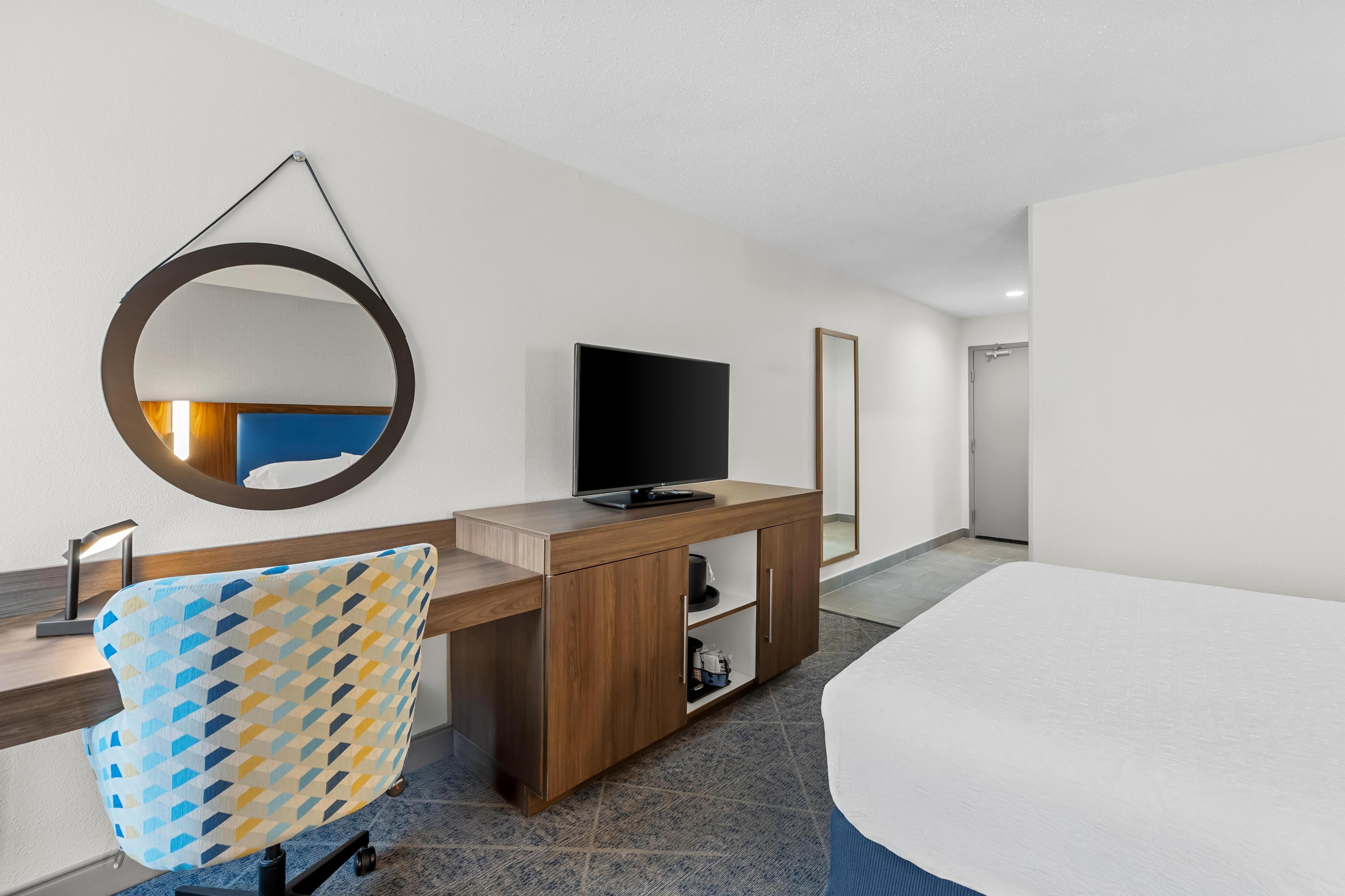 Hampton Inn Akron-Fairlawn - Tap to explore photos