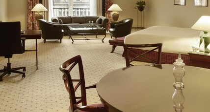 Hilton Antwerp Old Town Room Type - KING AMBASSADOR SUITE