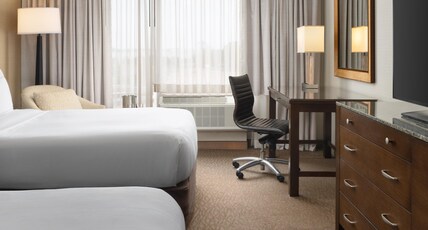 DoubleTree by Hilton Hotel Boston Bayside Room Type - 2 DOUBLE BEDS DELUXE