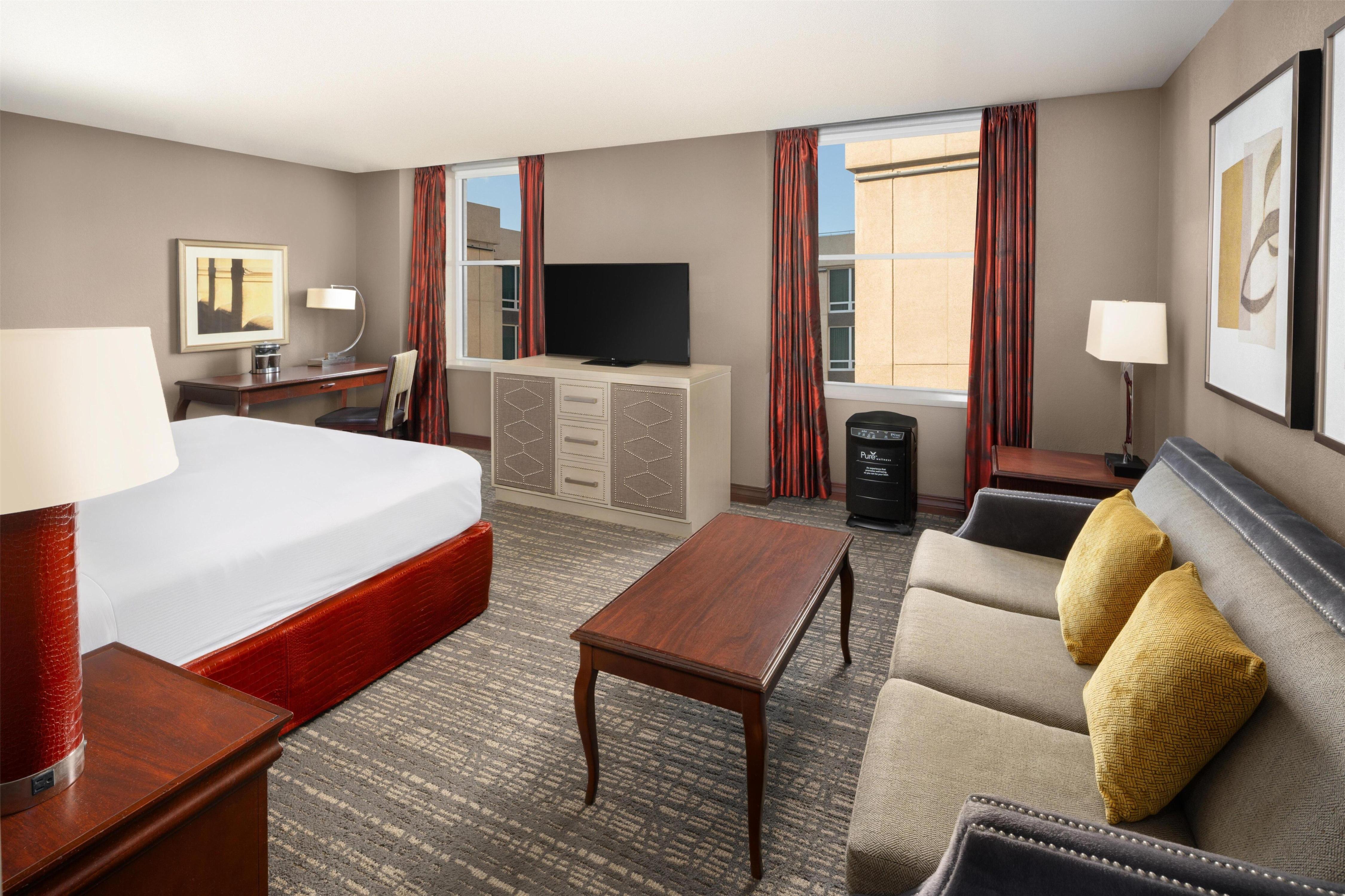 Hilton Downtown Fort Worth - Tap to explore photos
