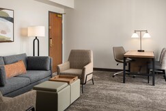 Embassy Suites Hot Springs - Hotel & Spa