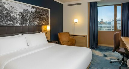 Hilton Mainz Room Type - KING DELUXE CITY VIEW