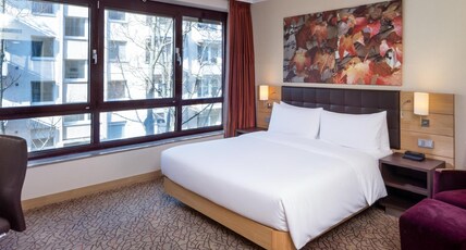 Hilton Mainz Room Type - KING HILTON GUEST ROOM