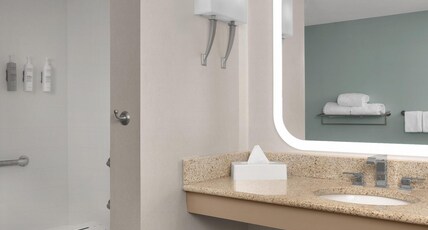 Homewood Suites by Hilton Raleigh/Cary Room Type - 1QN ACC BATHTUB SUITE NSMK