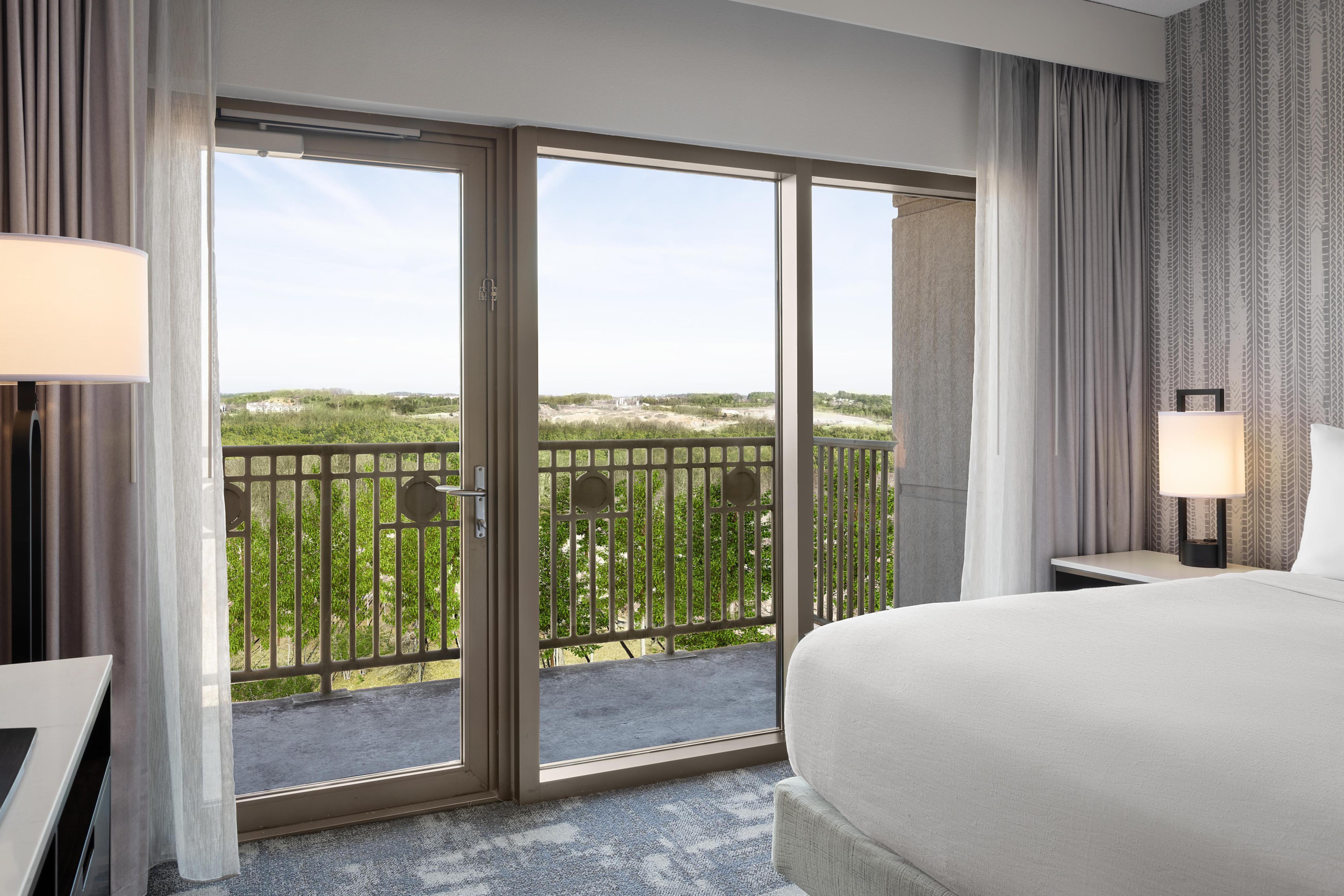 Embassy Suites by Hilton Charlotte-Concord-Golf Resort & Spa - Tap to explore photos