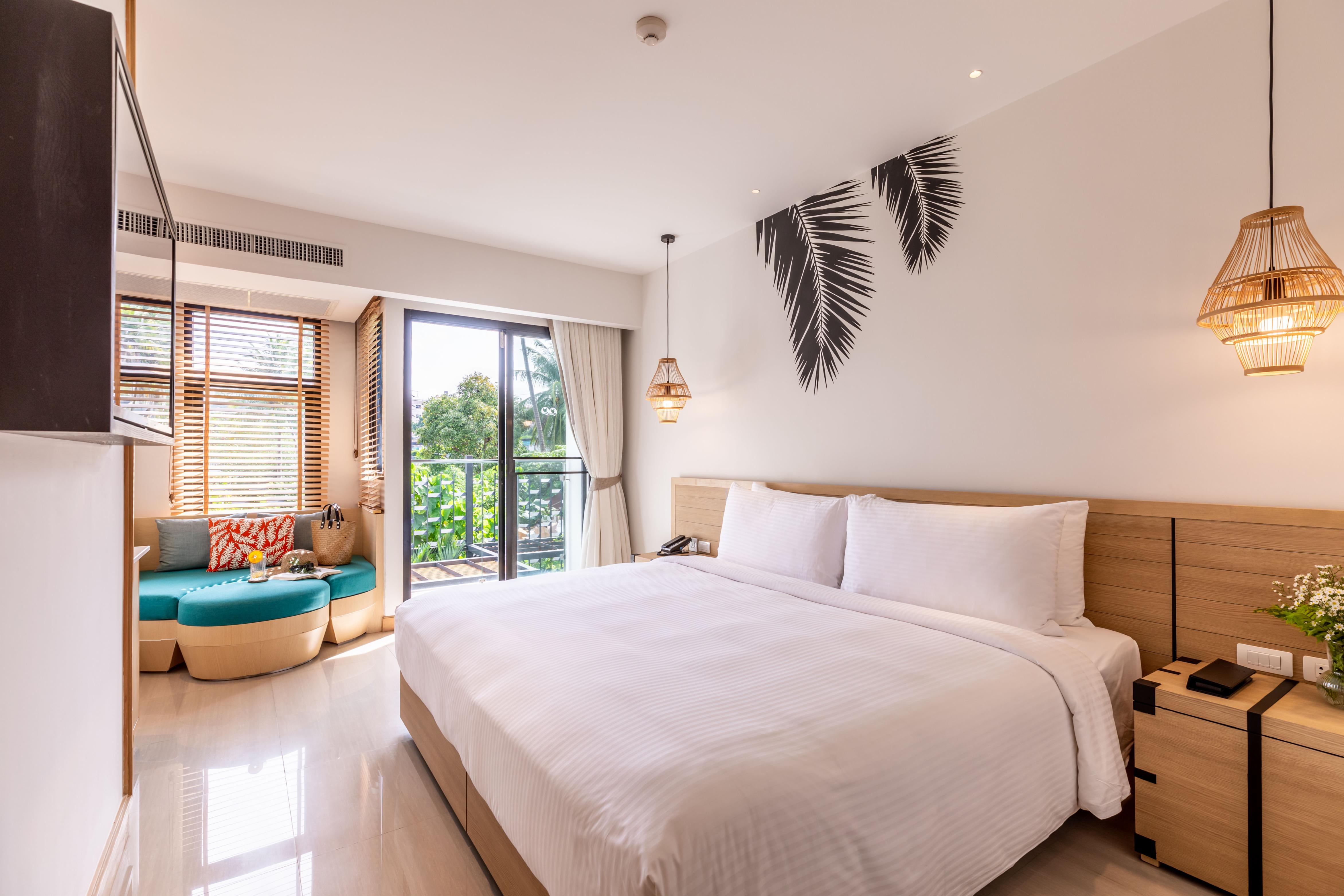Outrigger Surin Beach Resort Room Type - Superior Pool View 1 King