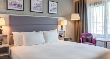 Hilton Garden Inn Dublin City Centre Room Type - KING DELUXE ROOM