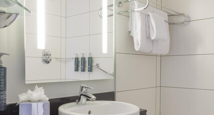 Hilton Garden Inn Dublin City Centre Room Type - KING ROOM
