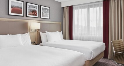 Hilton Garden Inn Dublin City Centre Room Type - TWO QUEEN BEDS FAMILY ROOM