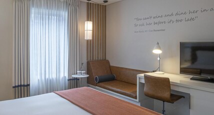 The Morrison Dublin, Curio Collection by Hilton Room Type - KING GUEST ROOM