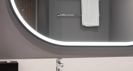 Hilton Glasgow Room Type - FIVE FEET TO FITNESS KING