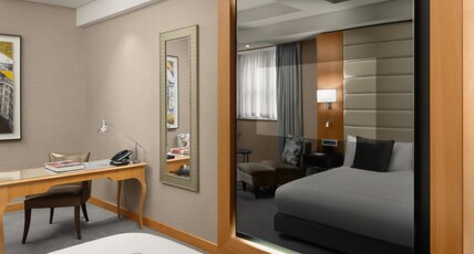 Conrad London St. James Room Type - KING ACCESSIBLE EXEC ROOM