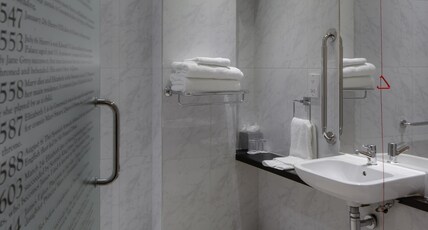 DoubleTree by Hilton London - Greenwich Room Type - TWIN ACCESSIBLE GUEST ROOM
