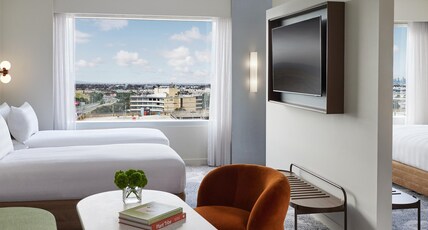 PARKROYAL Melbourne Airport Room Type - Family Room