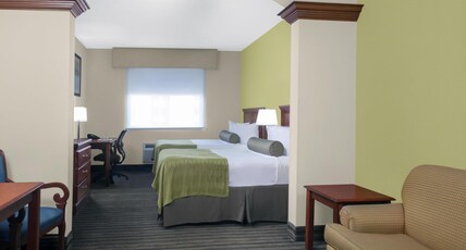 Best Western Plus Miami-Doral/Dolphin Mall Room Type - Suite-2 Double Beds, Non-Smoking, High Speed Internet Access, Kitchenette, Full Breakfast