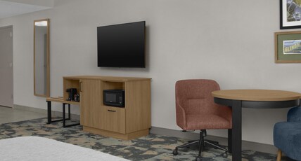 Hampton Inn & Suites - Glendale/Westgate Room Type - 2QN MOB HEARING ACC TUB NS