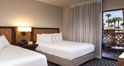 Pointe Hilton Tapatio Cliffs Resort Room Type - 2QN 1BD STE FALLS LOCATION