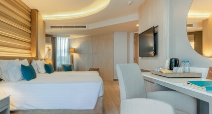 Cape Dara Resort Room Type - Deluxe Corner Room Sea View Cape Dara Resort Room Type - Deluxe Corner Room Sea View