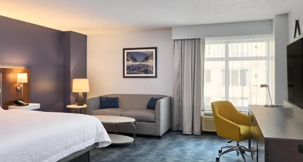 Hampton Inn Washington-Downtown-Convention Center, DC Room Type - KING STUDY-NON SMOKING