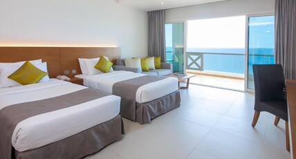 Ramada by Wyndham Beach Hotel Ajman Room Type - Deluxe Room Sea View, Smoking
