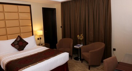 Al Hamra Hotel - BAITHANS Room Type - Deluxe Queen Room Exclusive
