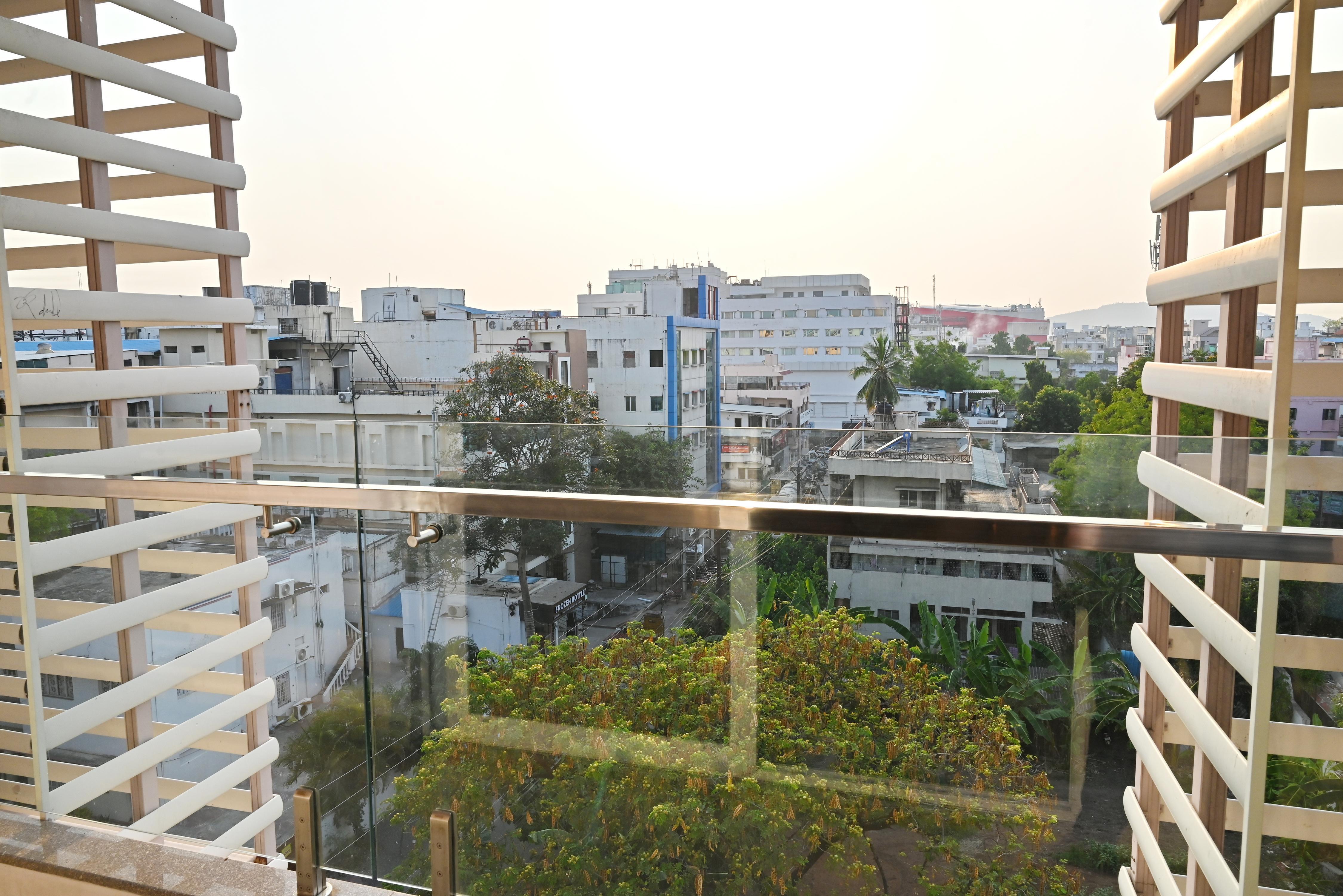 Hotel Vasanth Maarg By Livewell
