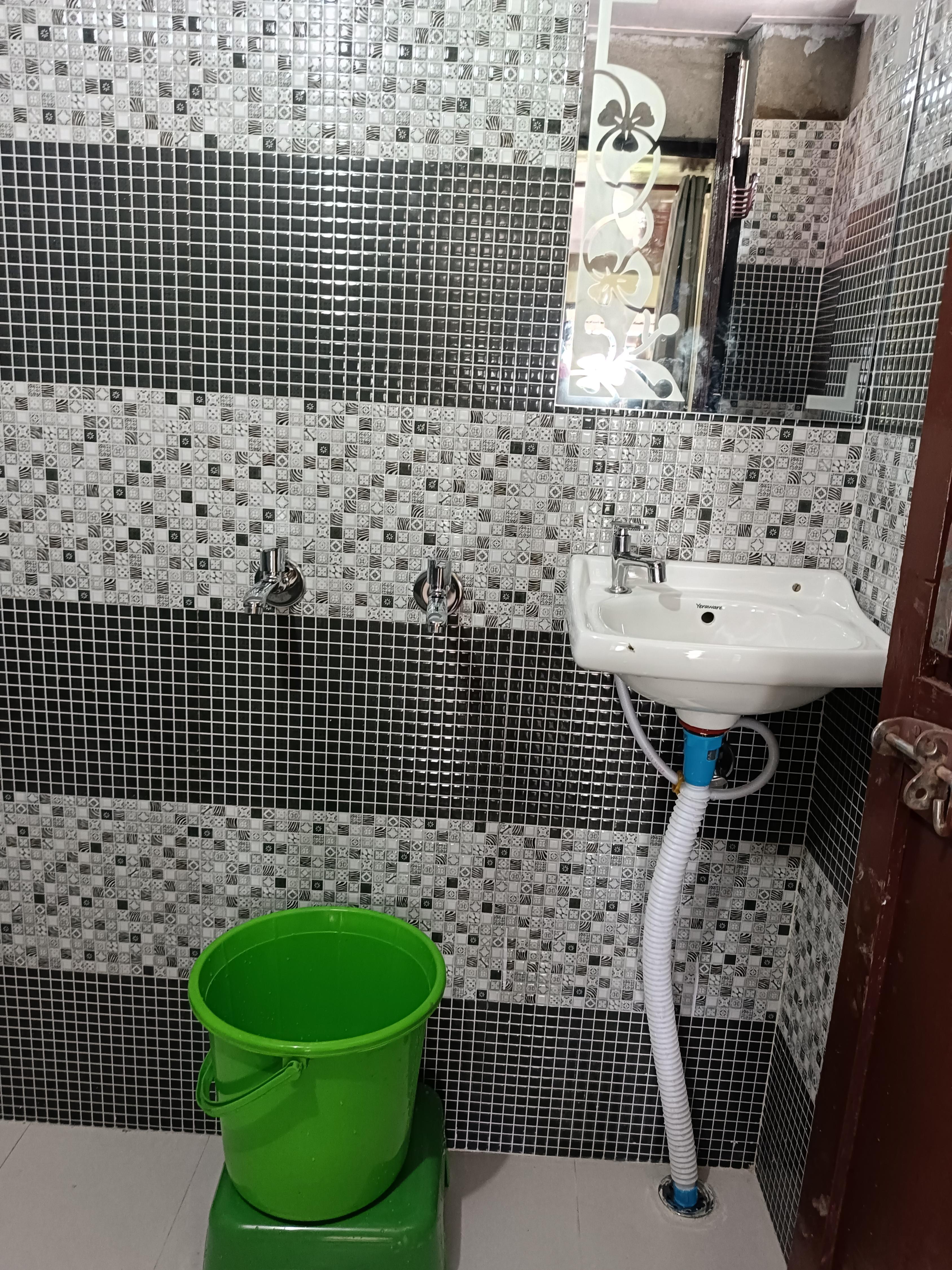Ananda Homestay - Tap to explore photos
