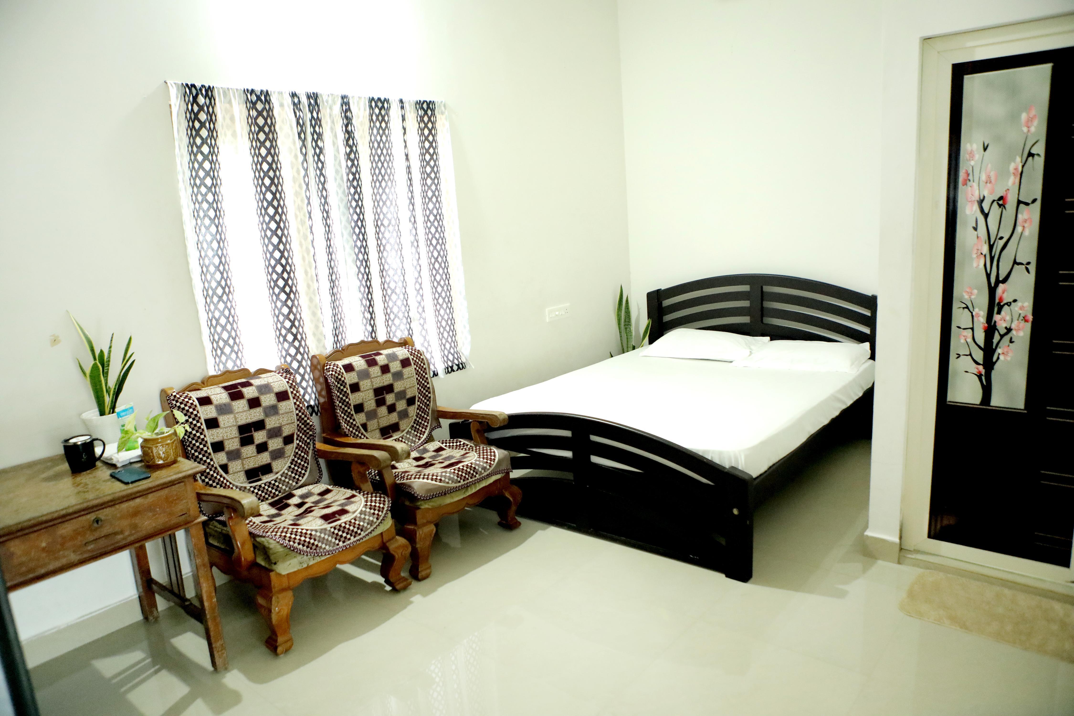 The Riverside Bliss Stays Room Type - Double Bed Room Dlx
