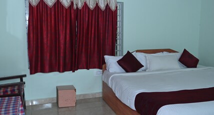 Saatvik Coorg Homestays Room Type - DELUXE DOUBLE ROOM