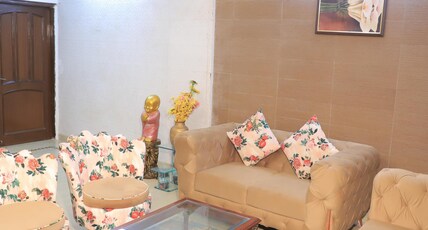 Fortune Home Service Apartment 3Bhk , D-198 Saket Room Type - Fortune Home Service Apartment 3Bhk , D-198 Saket