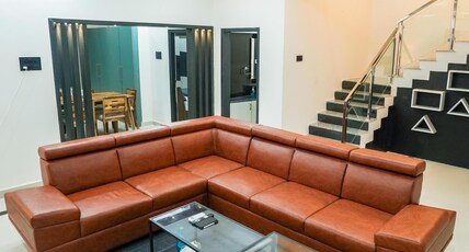 N Cube Hospitality Room Type - ROYAL 4BHK DUPLEX